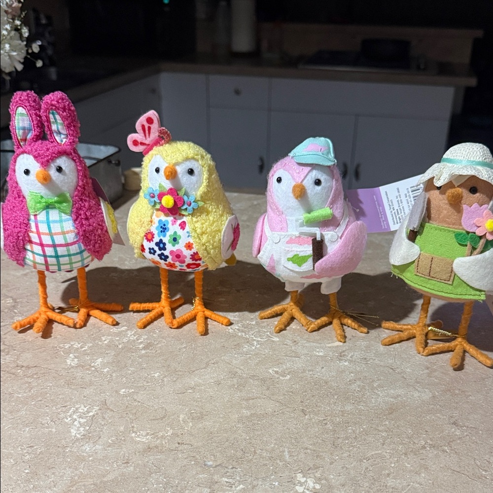 Spritz Festive Plush Bird Toy Set - Pink, Yellow, Brown, White